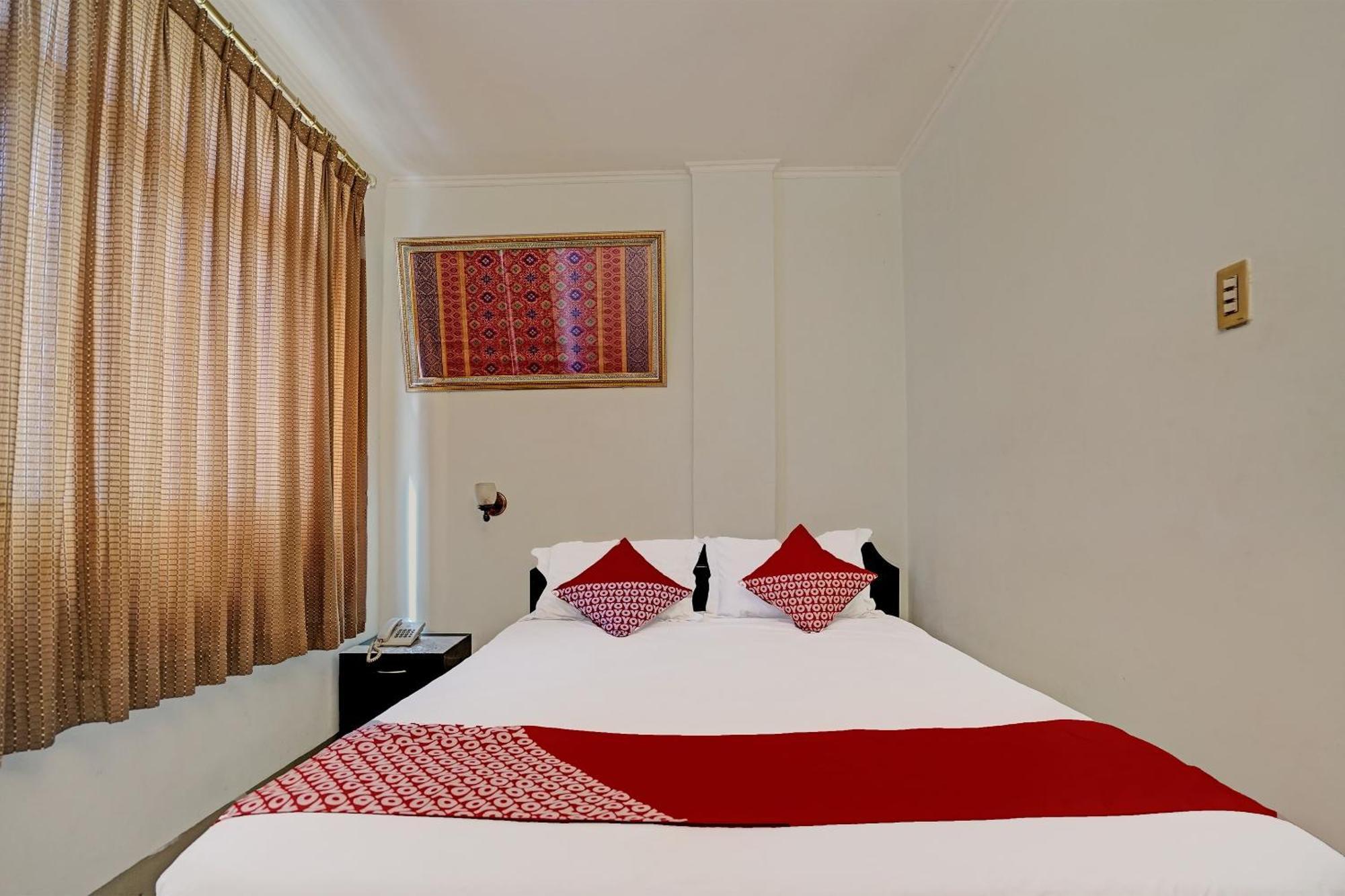OYO 91805 Hotel Wisma Bari Palembang Bagian luar foto