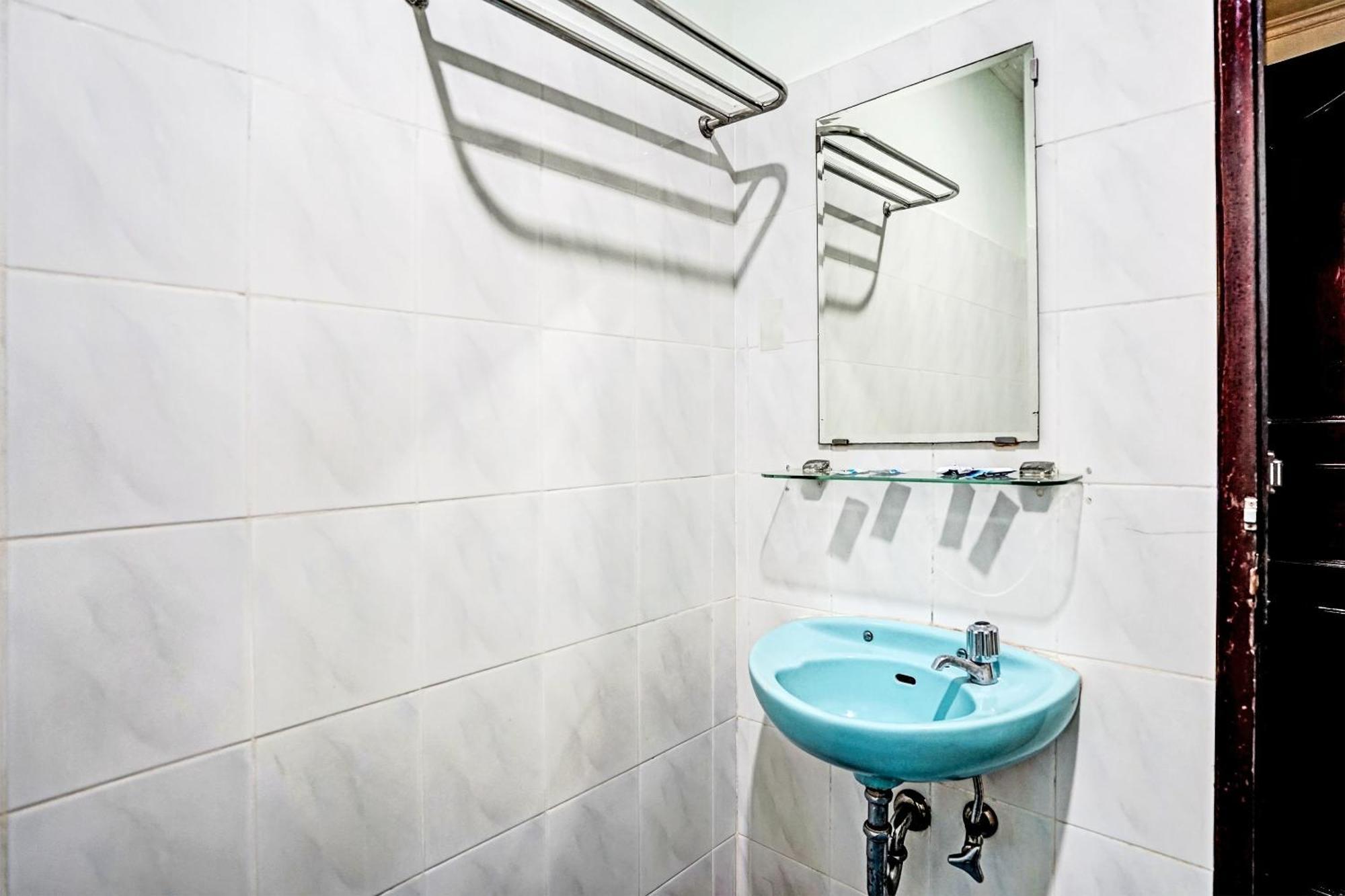 OYO 91805 Hotel Wisma Bari Palembang Bagian luar foto