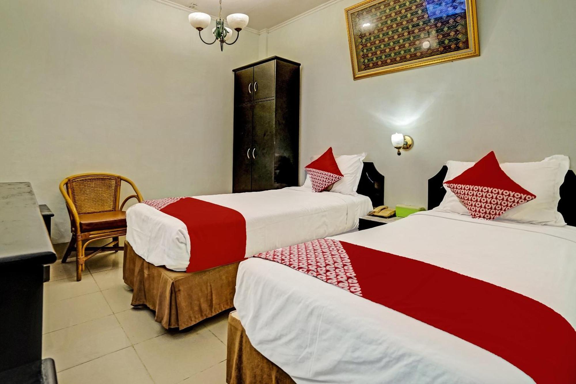 OYO 91805 Hotel Wisma Bari Palembang Bagian luar foto